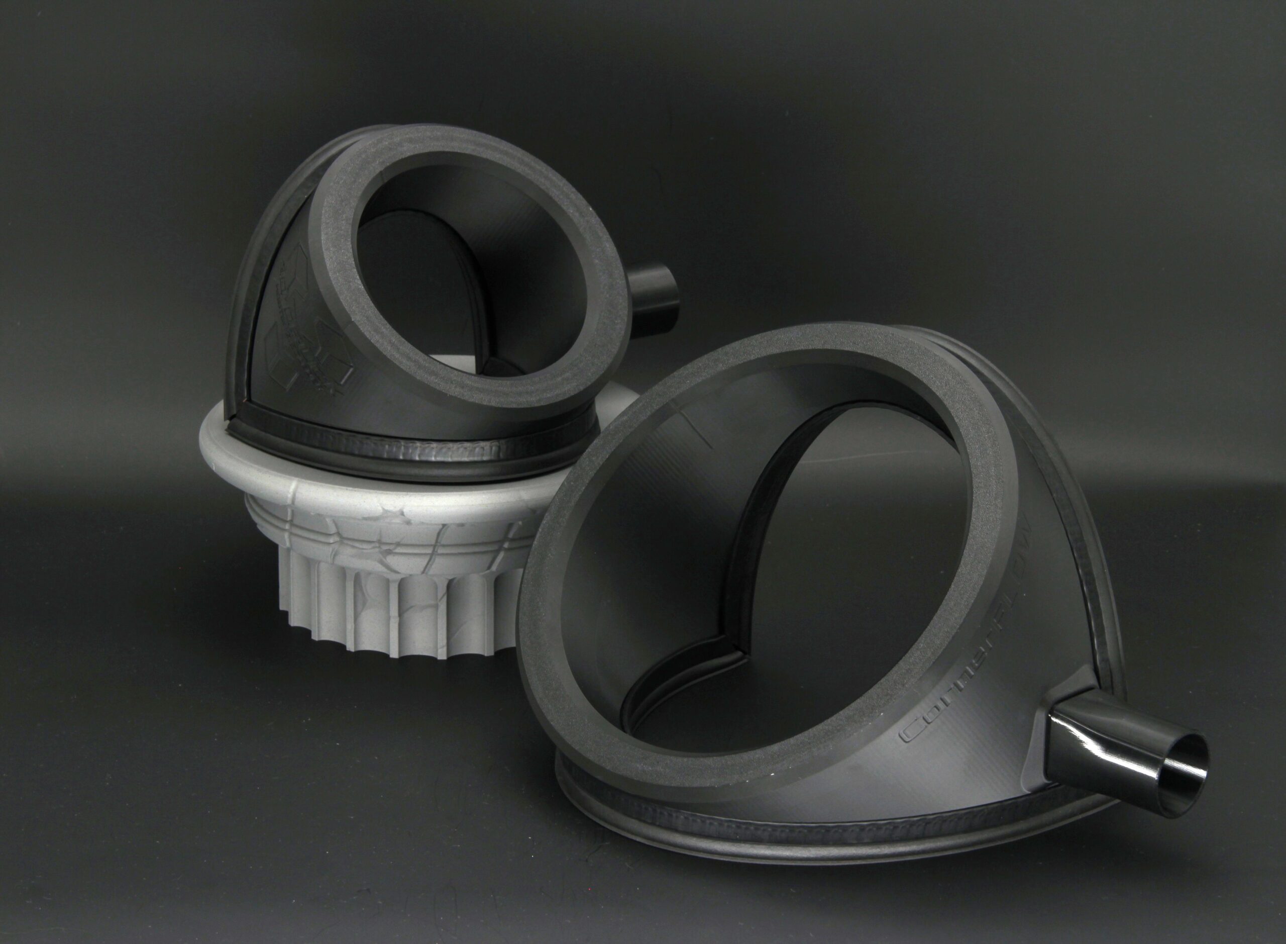 CornerFLOW® Wasserfangsystem | Eckabsaugung für Kernbohrungen im Wandinnenwinkel bis 100 / 175 / 250 mm